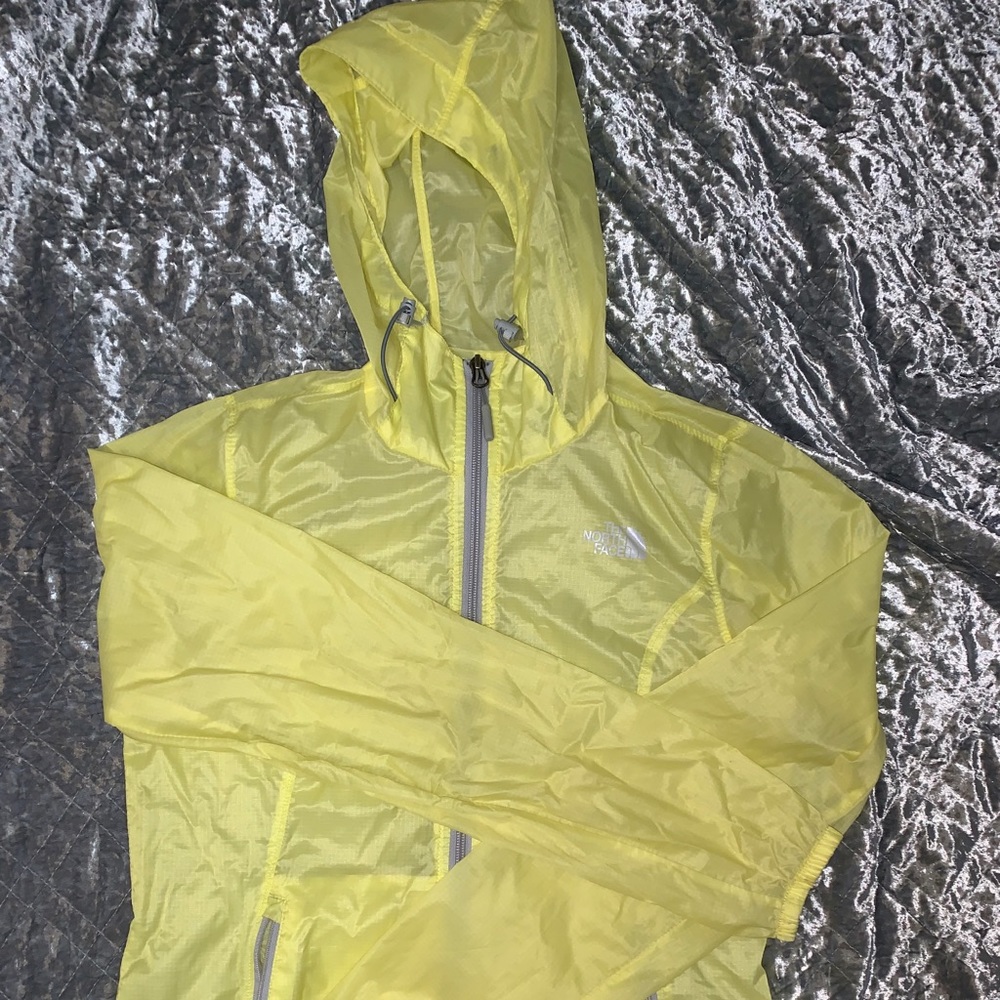 North face wind breaker